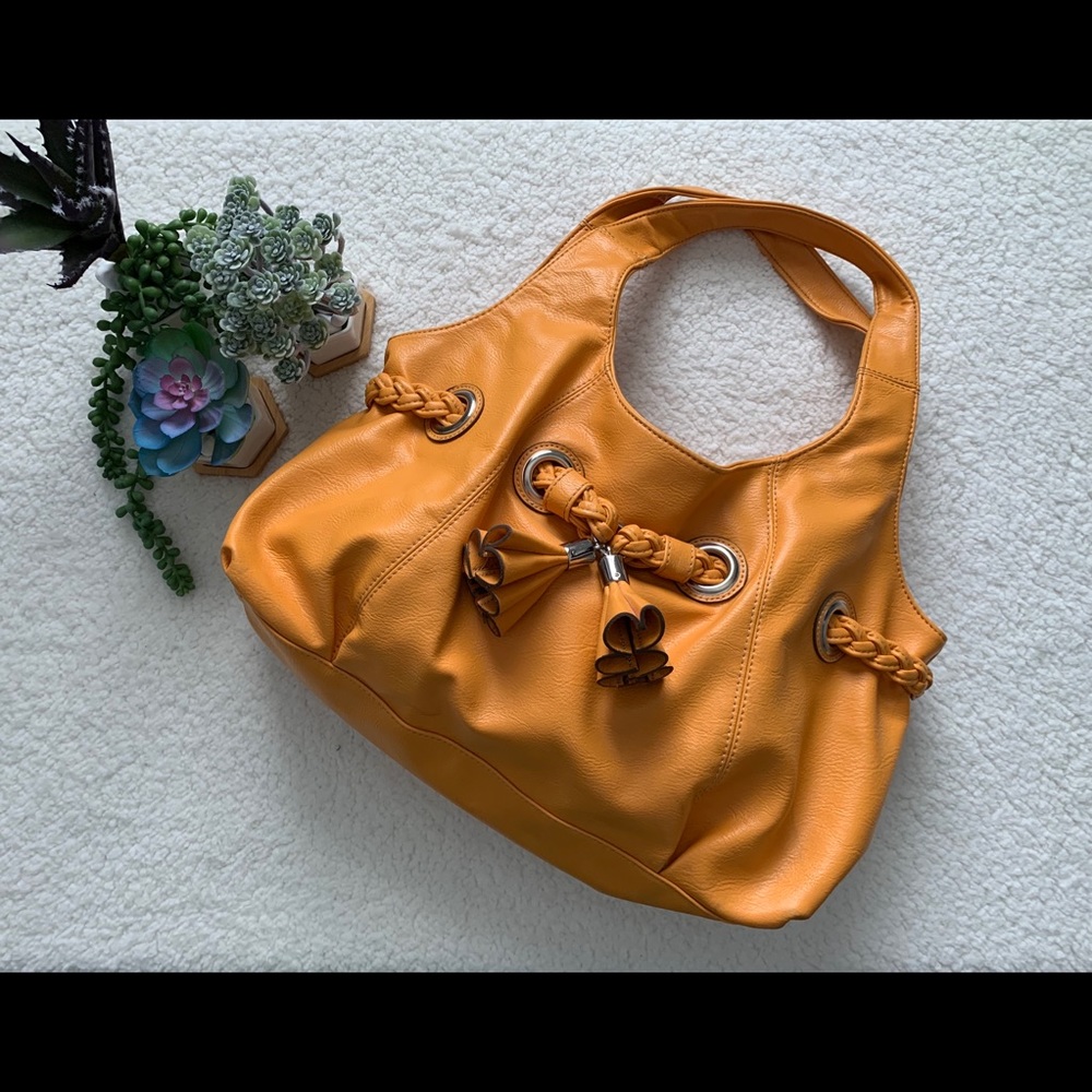 Kelly & Katie hobo style bag